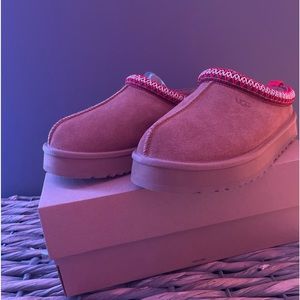 UGG TAZZ Chesnut Color